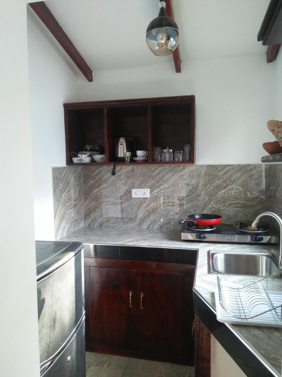 Living Home Negombo Exterior photo
